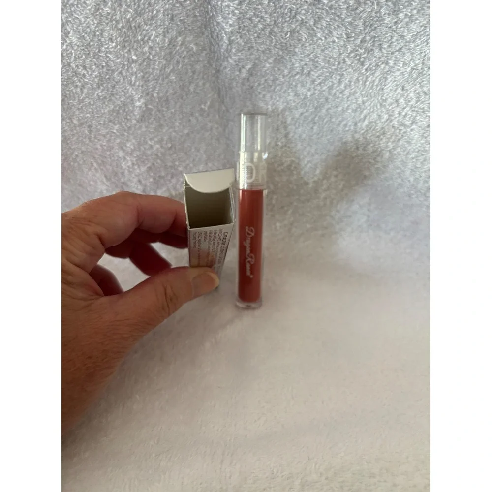 Dragon Ranee Attractive Colorful Lip Gloss 5g Oolong Milk Tea New in Box